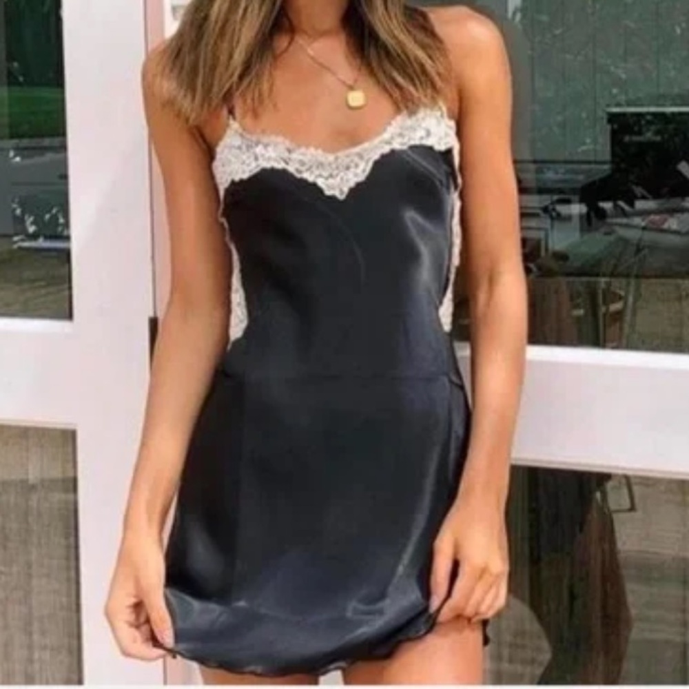 NWOT Verge Girl Learn French dress